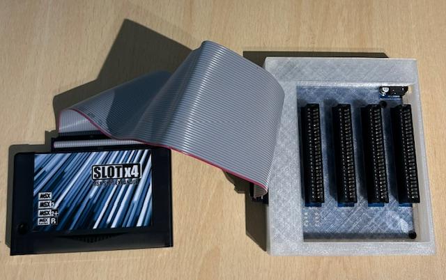 Kartridże MSX z plastikowymi koszulkami do przechowywania